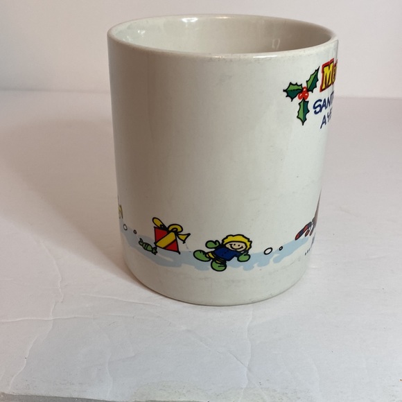 Vintage Christmas Mug Naughty Santa - Picture 4 of 8